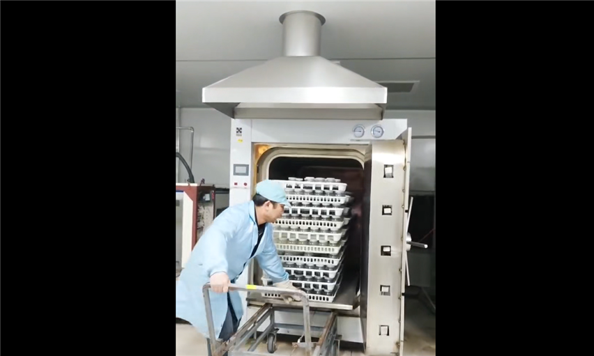 湖南合信：組培滅菌器生產(chǎn)車間