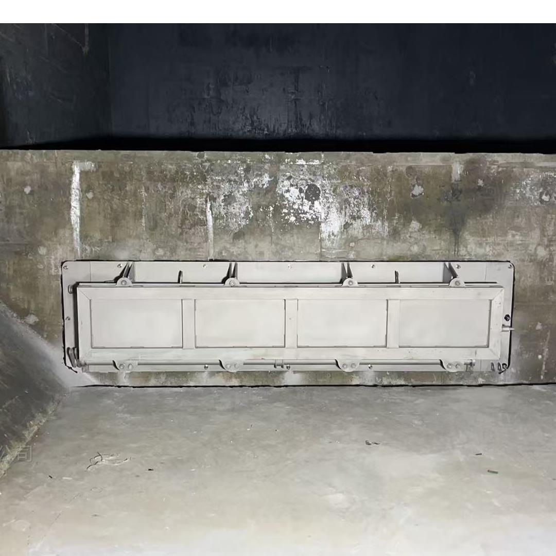 调蓄池冲洗门在上海花木调蓄池现场安装